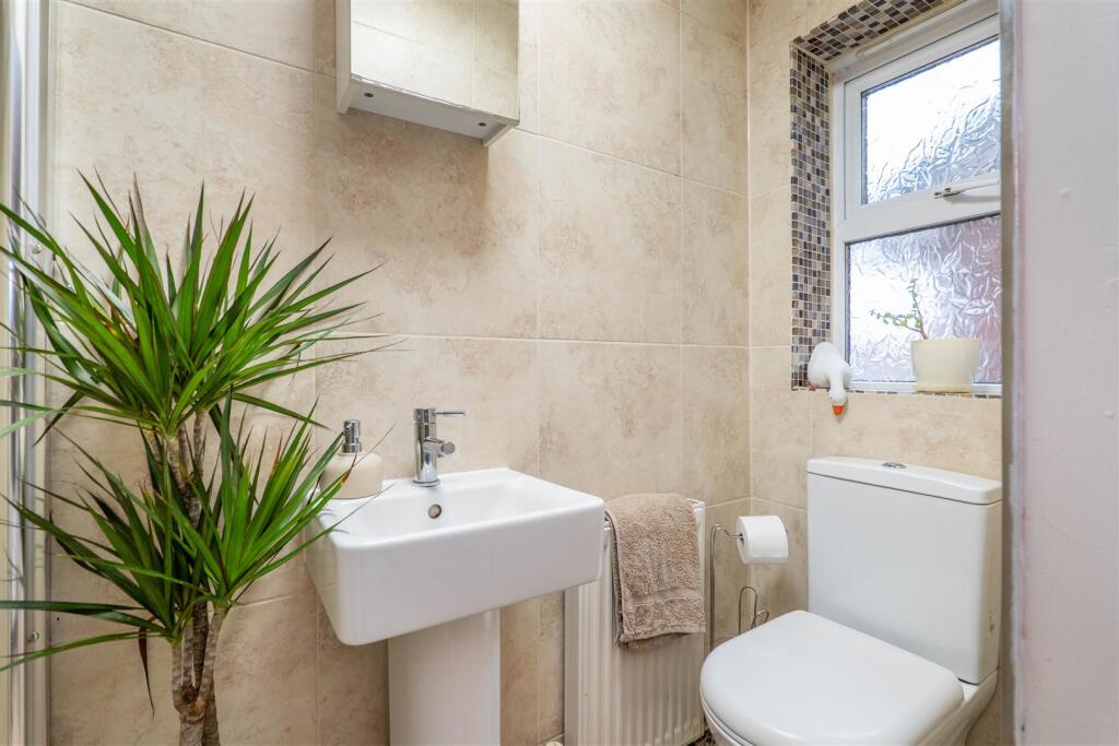 Master Bedroom Ensuite