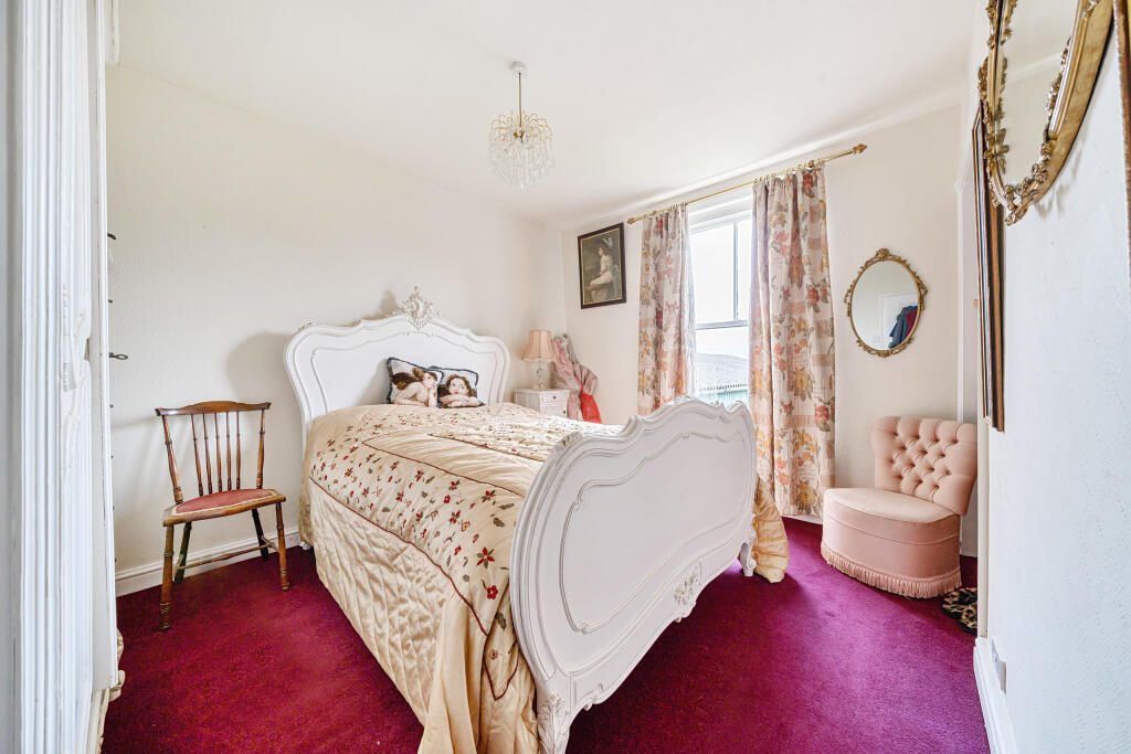 BEDROOM 3