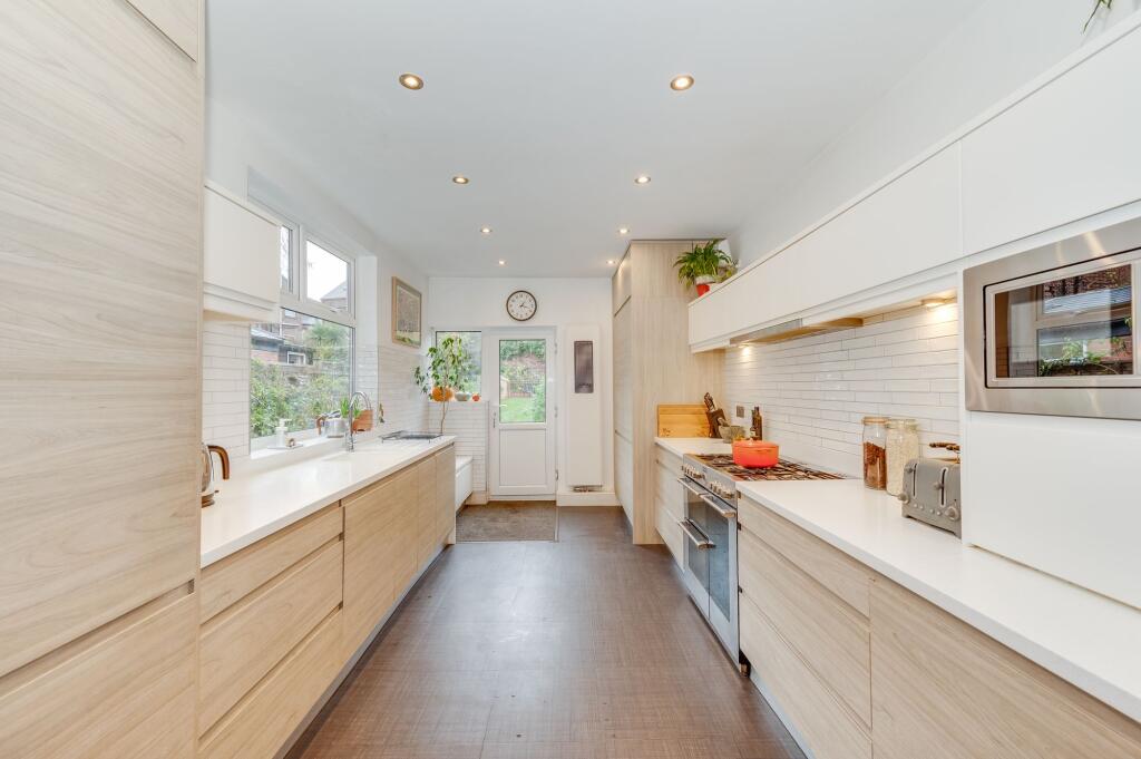 KITCHEN, DINER AND LIVING ROOM