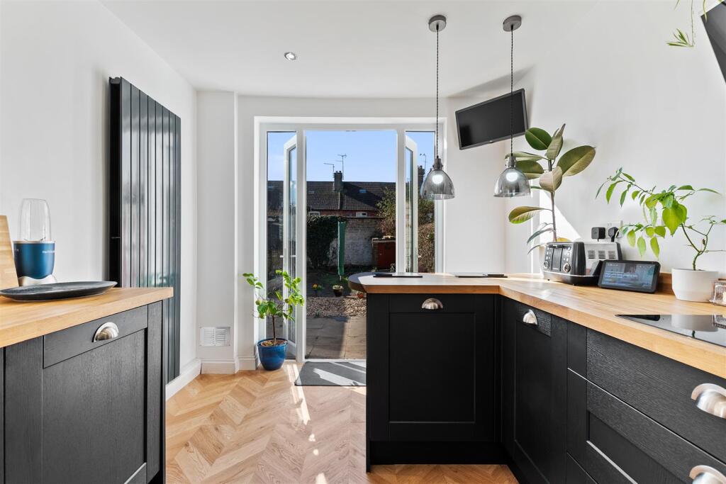 Kitchen/Breakfast Room