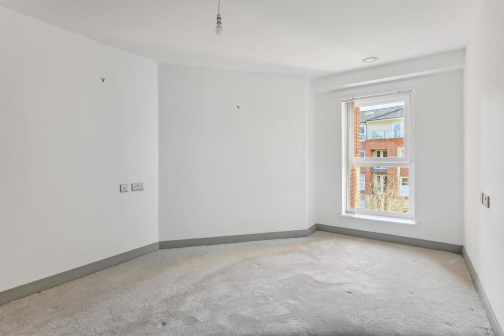 06-d9f21dcd-3f8a-4581-995f-98c8445d2d07IMGL0057-me