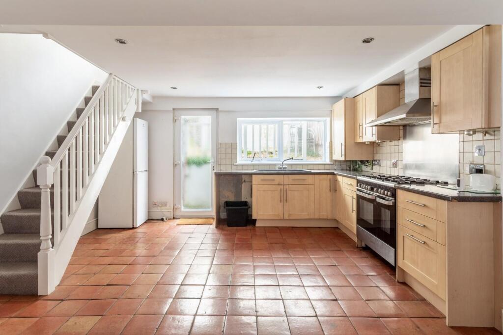 Shirley Street-8.jpg