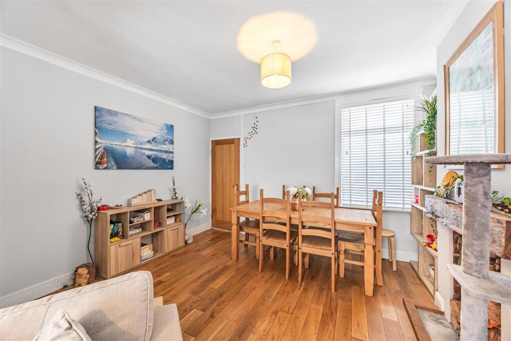 Dining Room.jpg