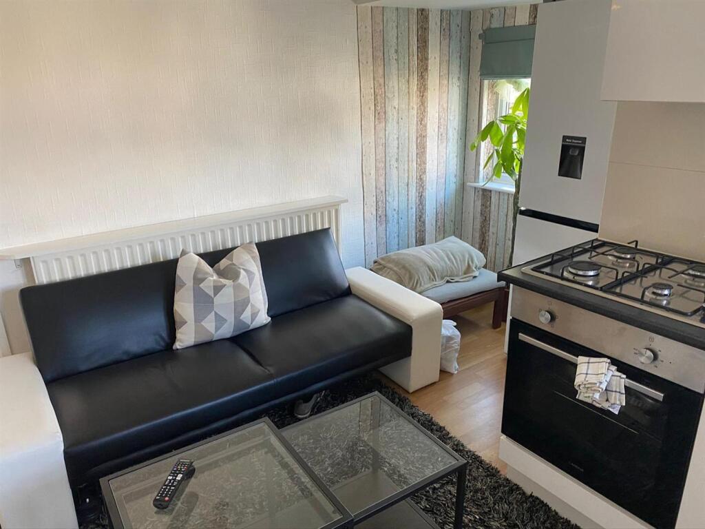 WhatsApp Image 2025-02-05 at 16.13.22 (9).jpeg