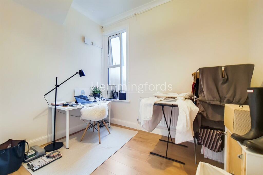 4_Bedroom 2-1.jpg