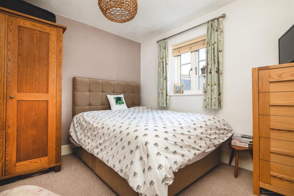 LE12 8RT 9aCH-014.jpg