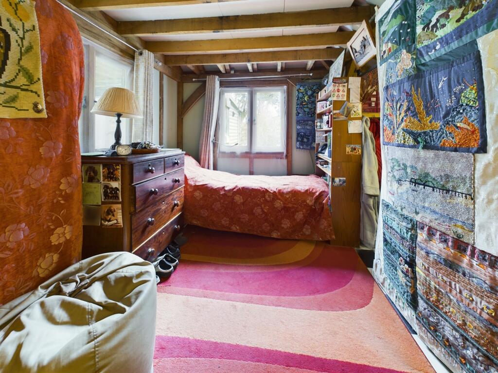 annex bedroom