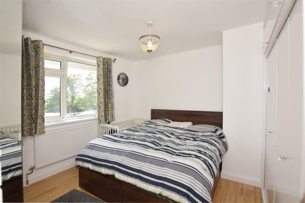 Bedroom.jpg