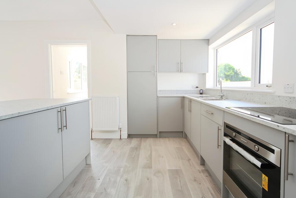 Living/kitchen/dining area