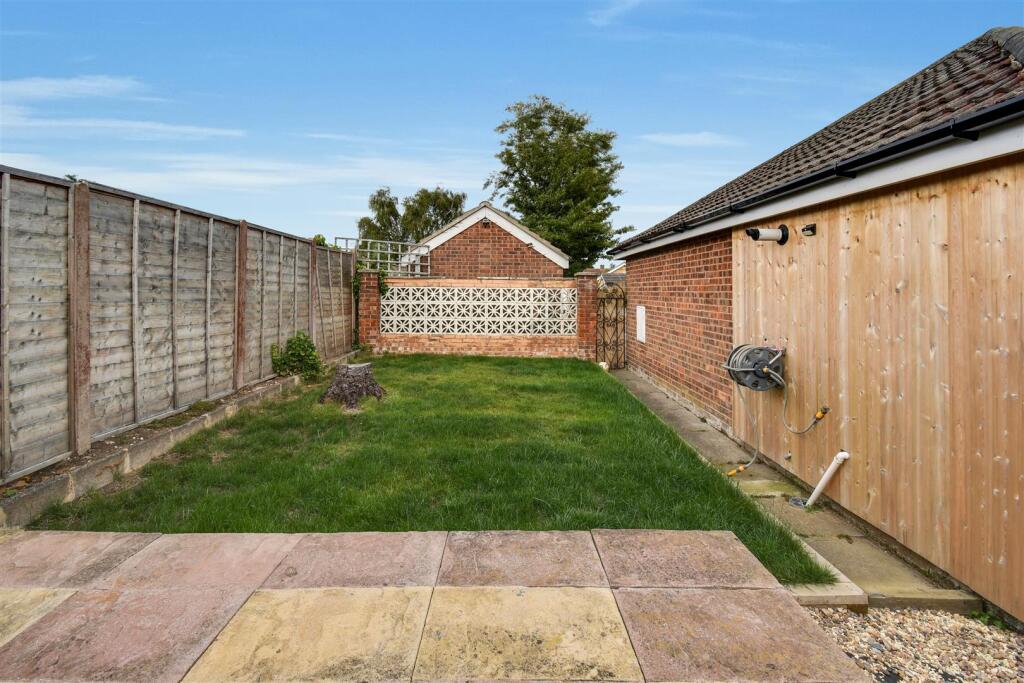 SECOND SIDE GARDEN