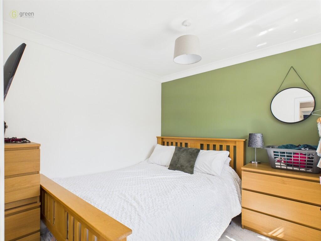 CAM03830G0-PR0142...