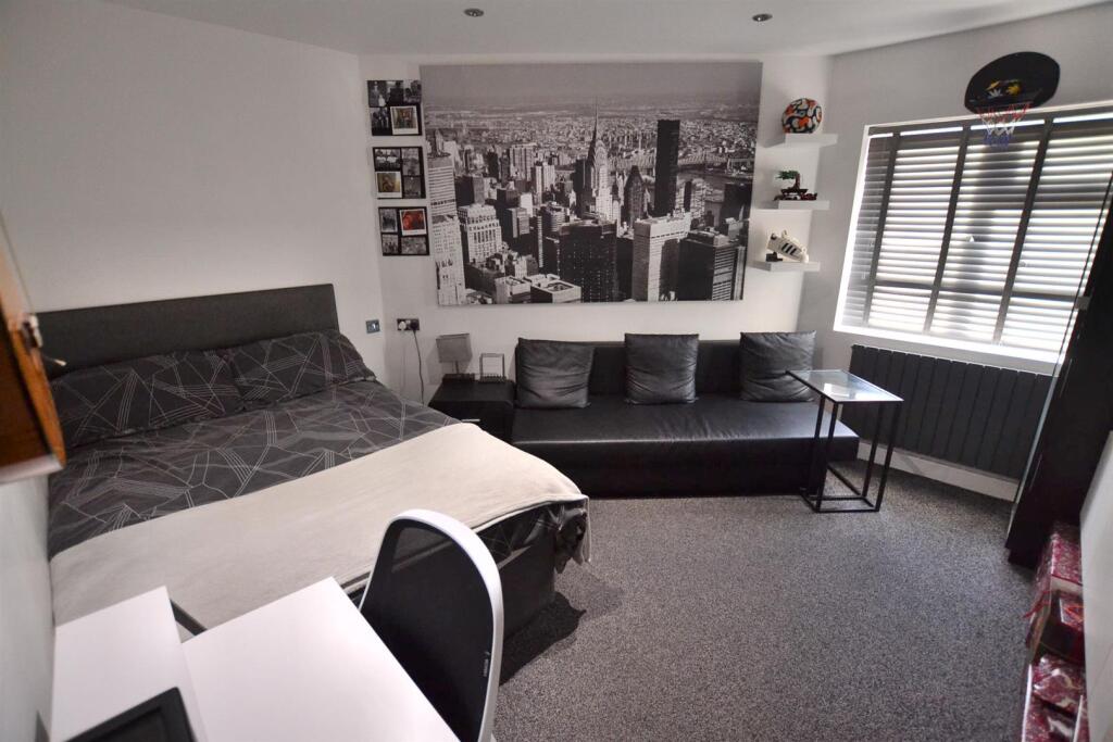 Bedroom 4