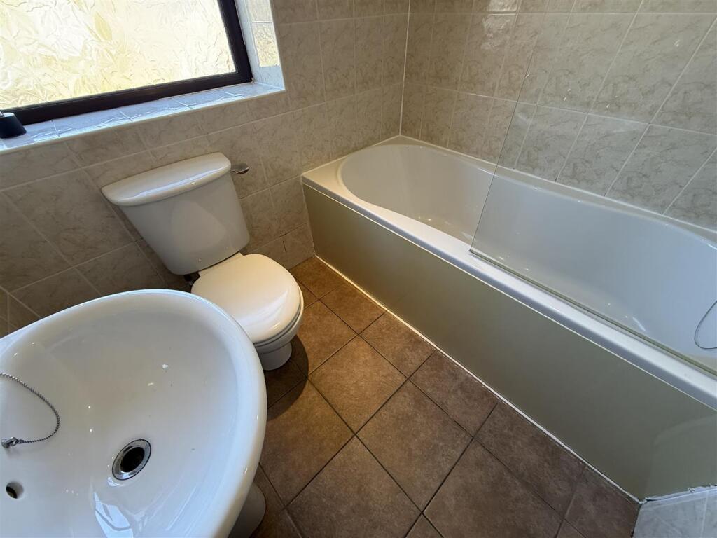 BATHROOM &amp; WC