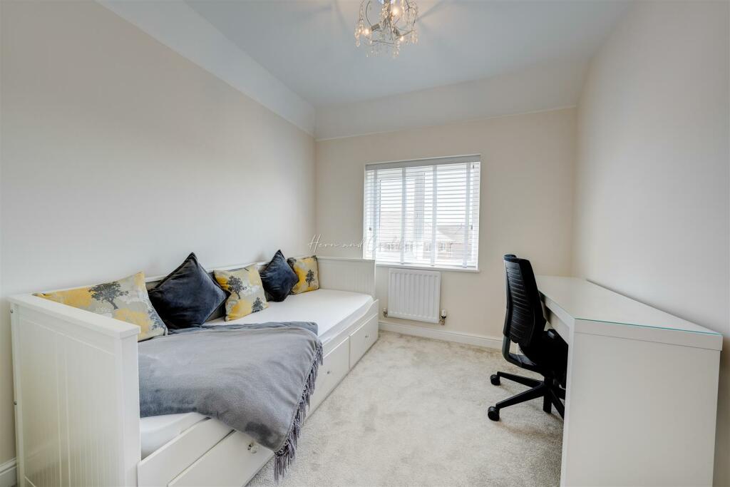 Y Deri Duon, Lisvane, HernCrabtree (9).jpg