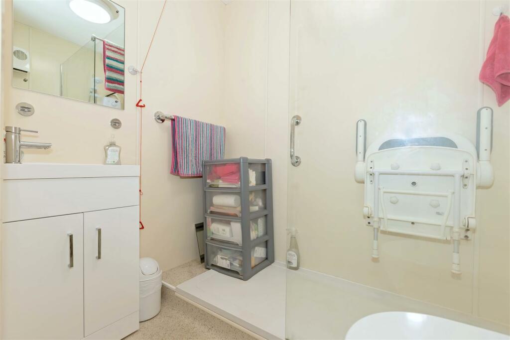 114 Kings Hall_3.jpg