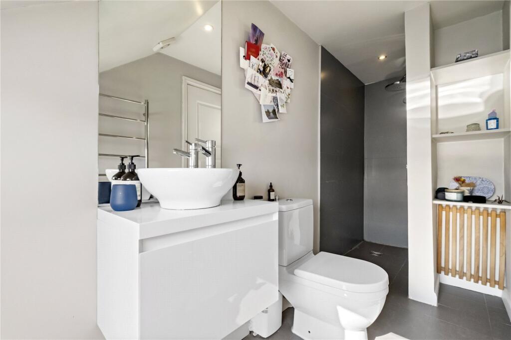 Ensuite