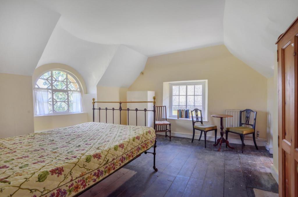 9- Bedroom