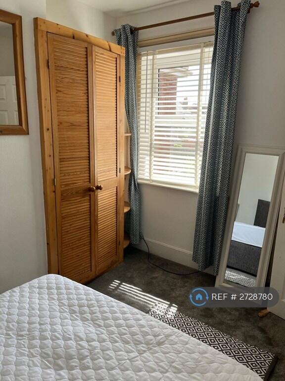 Bedroom Overlooking Garden