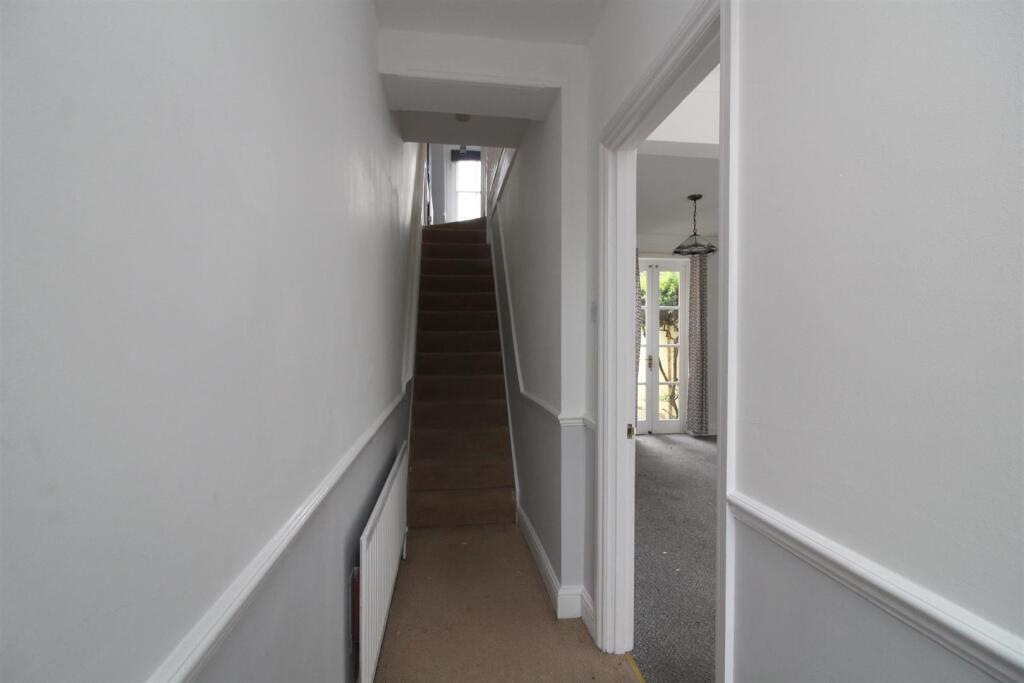 Hallway.JPG