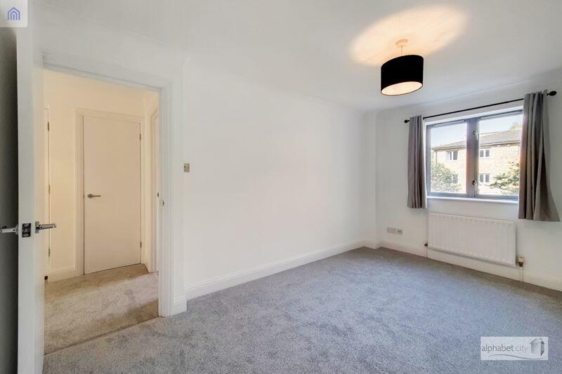 Bedroom (2)