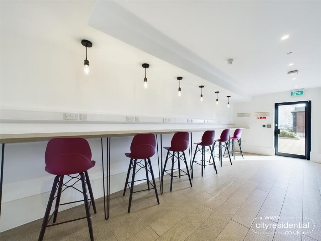 Park Central Communal Work Space.jpg