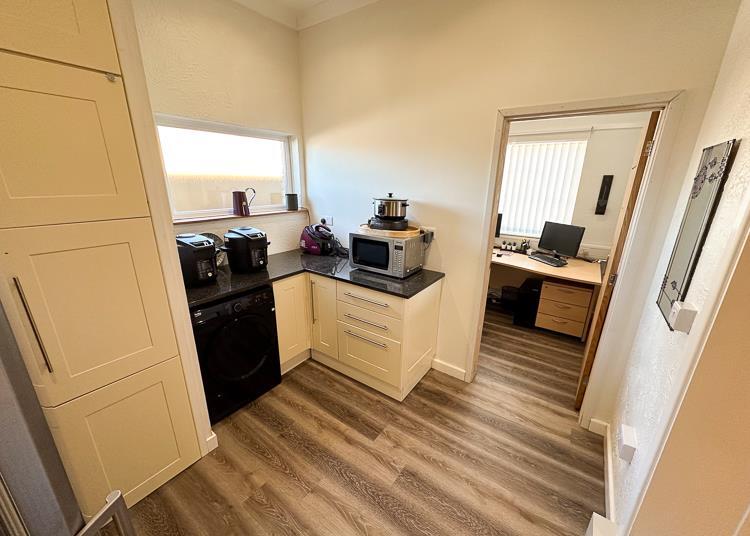 UTILITY ROOM 1