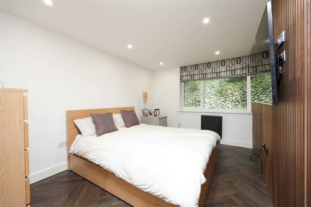 12 Druid Woods 11.JPG