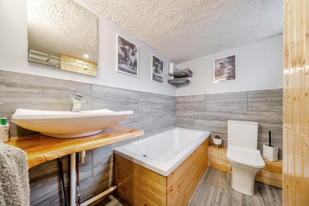Shower and Bath 2.jpg