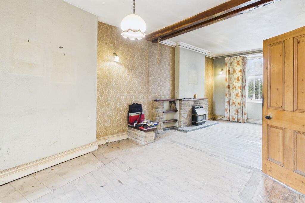 SITTING ROOM