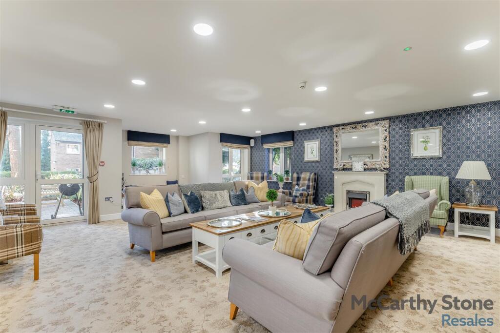 8671958-interior02.jpg
