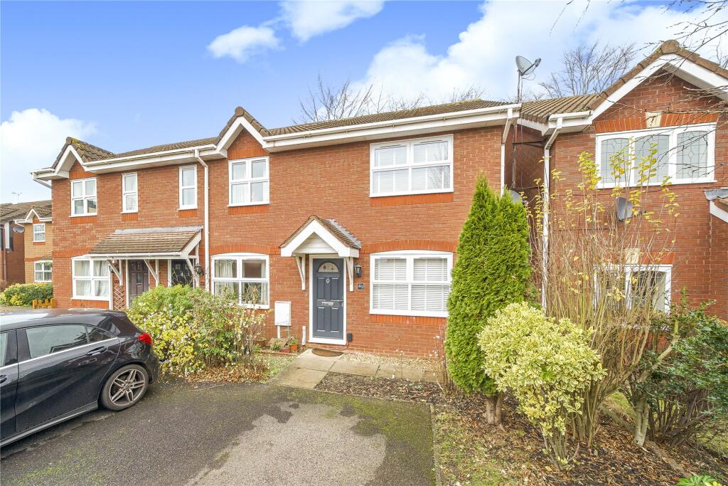 Alexandra Gardens, Knaphill, Woking, Surrey, GU21