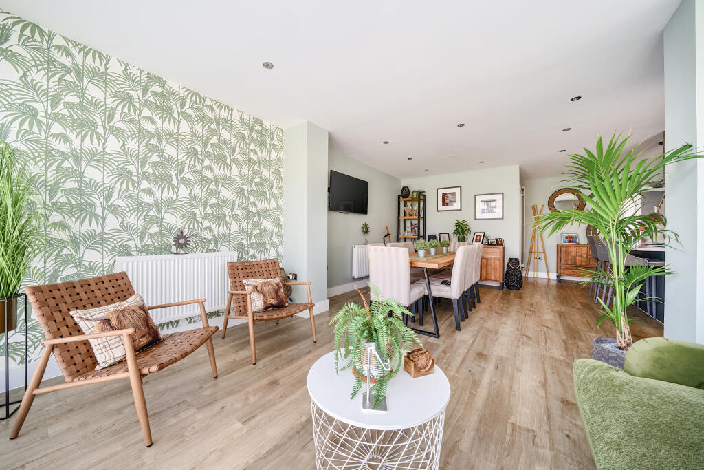 1312882468541b0808651