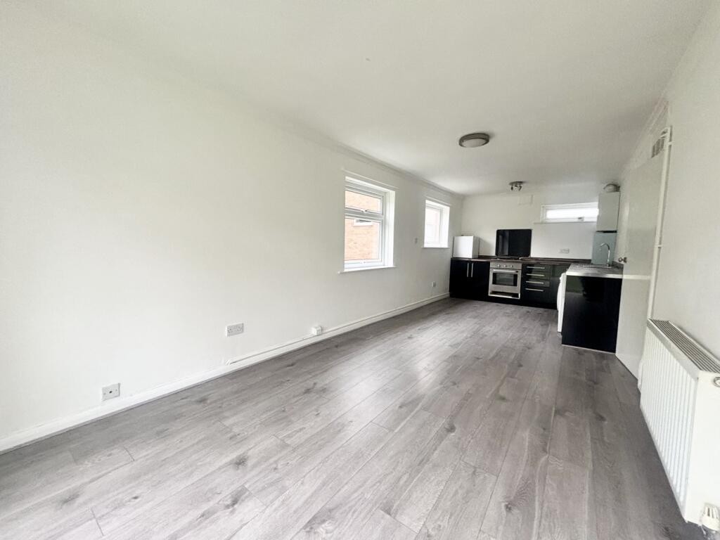 Hallam Court Pembroke Road, Dronfield, Derbyshire, S18