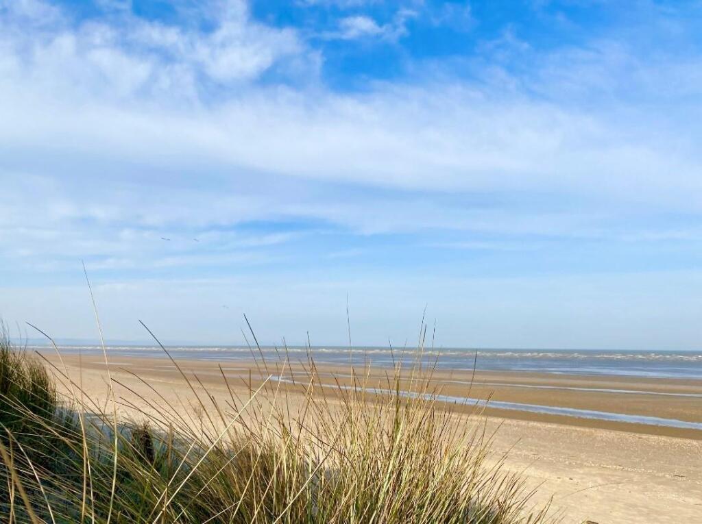 Seaview Road sea view 1.jpg