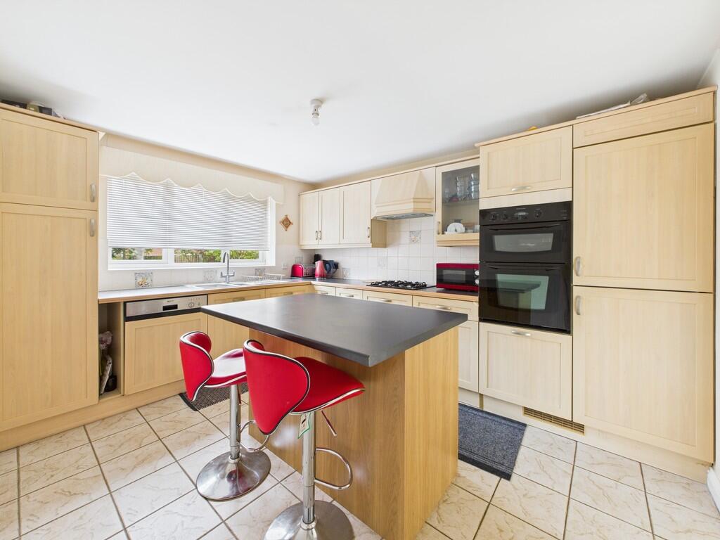 CAM04578G0-PR0009...