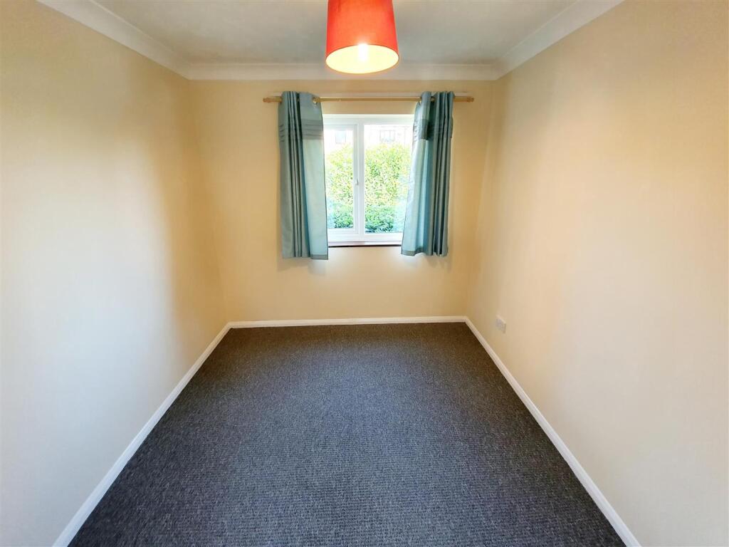 Bedroom.jpg