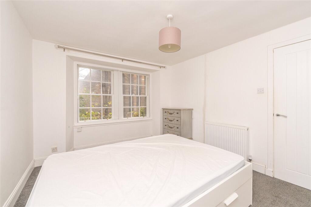 Bedroom 1 Alt