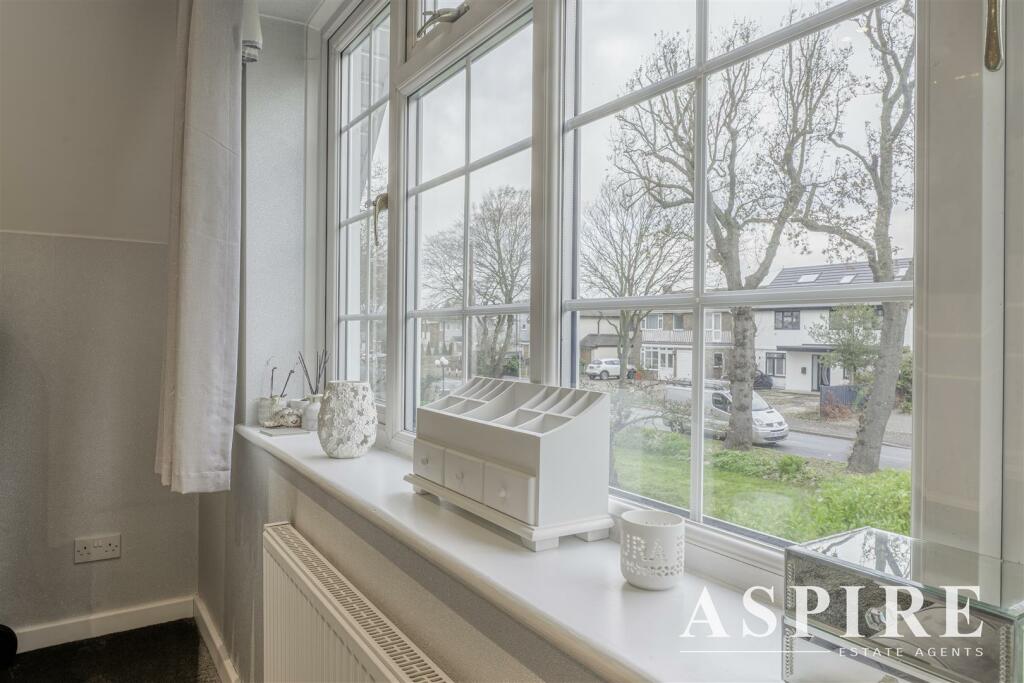 80 GREEN LANE - 04-12-24-22.jpg