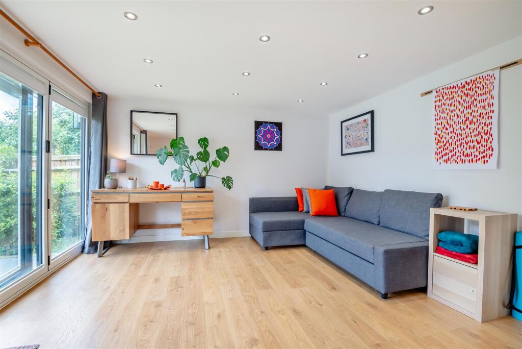 Garden Studio 4 - Living Room 2.jpg