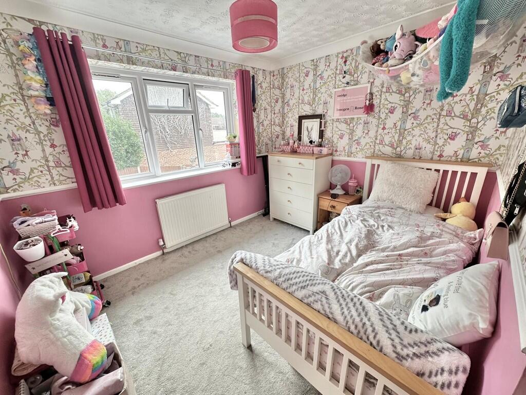 IMG-20250819-WA00...