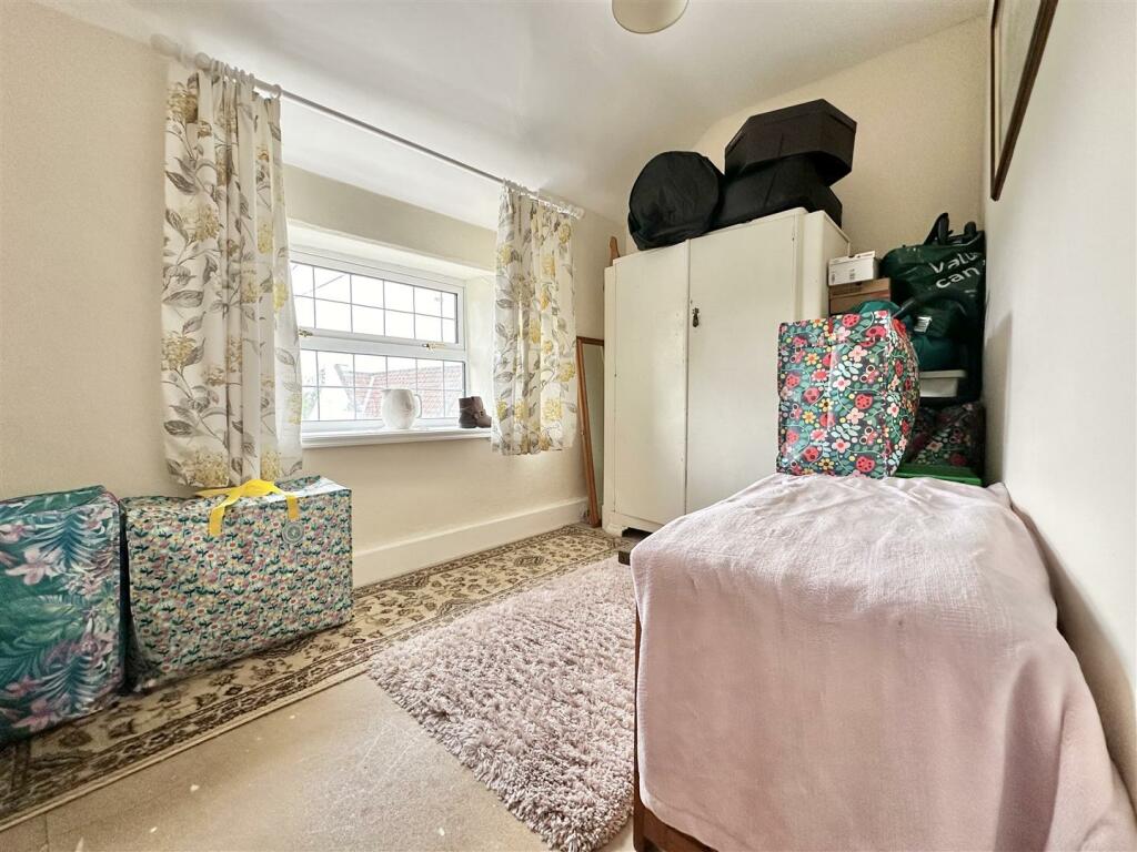 Occasional Bedroom Five/Study Room