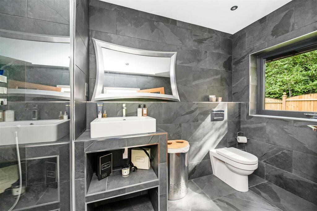 BEDROOM TWO EN-SUITE