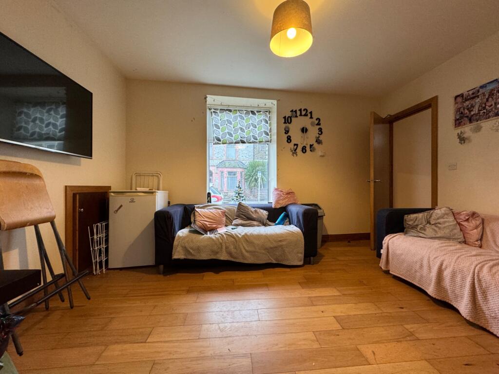 Inspection 28A Llandough Street Cardiff (3)