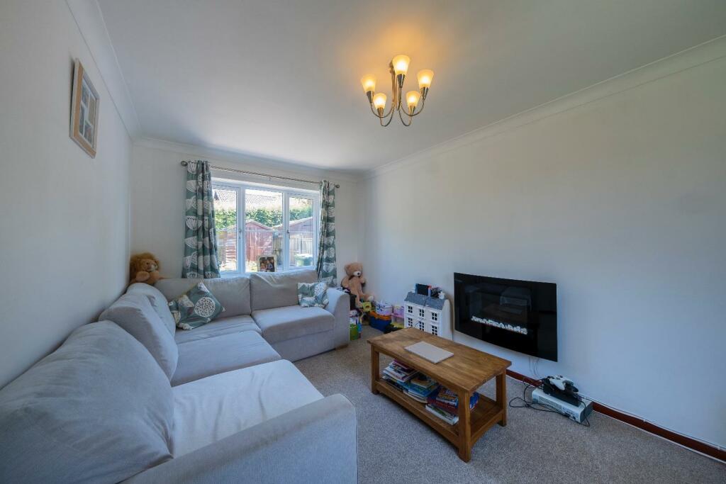 8 Ardens Meadow-005.JPG