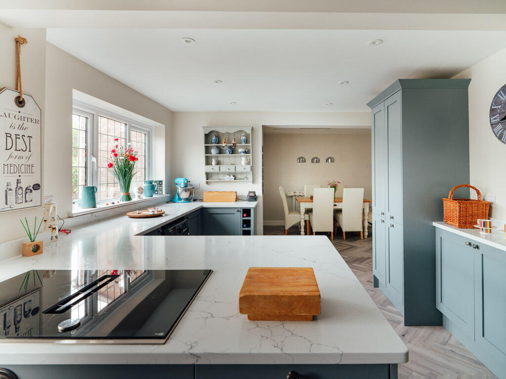 Kitchen / Breakfast Room