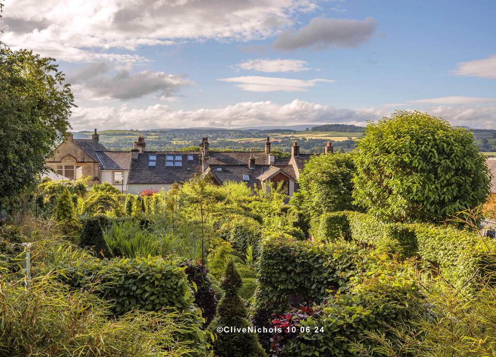 Vendors Garden Ph...