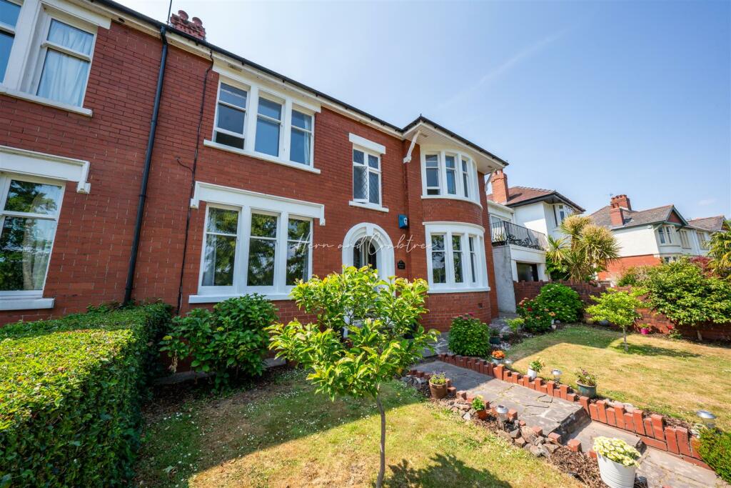 Lake Road West, Roath Park, HernCrabtree (18).jpg