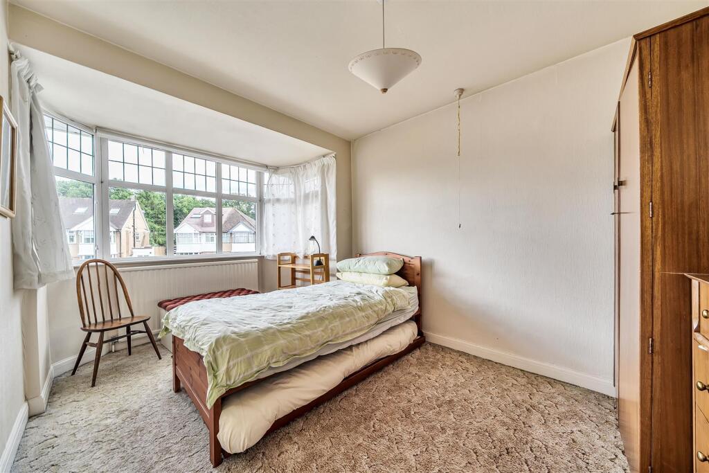 Frankland Close - Bed 2.jpg