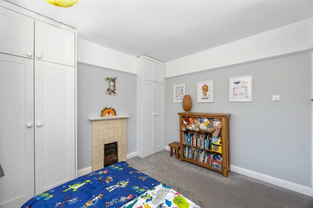 Rowan Avenue 104 BEDROOM JUNGLE 4.jpeg