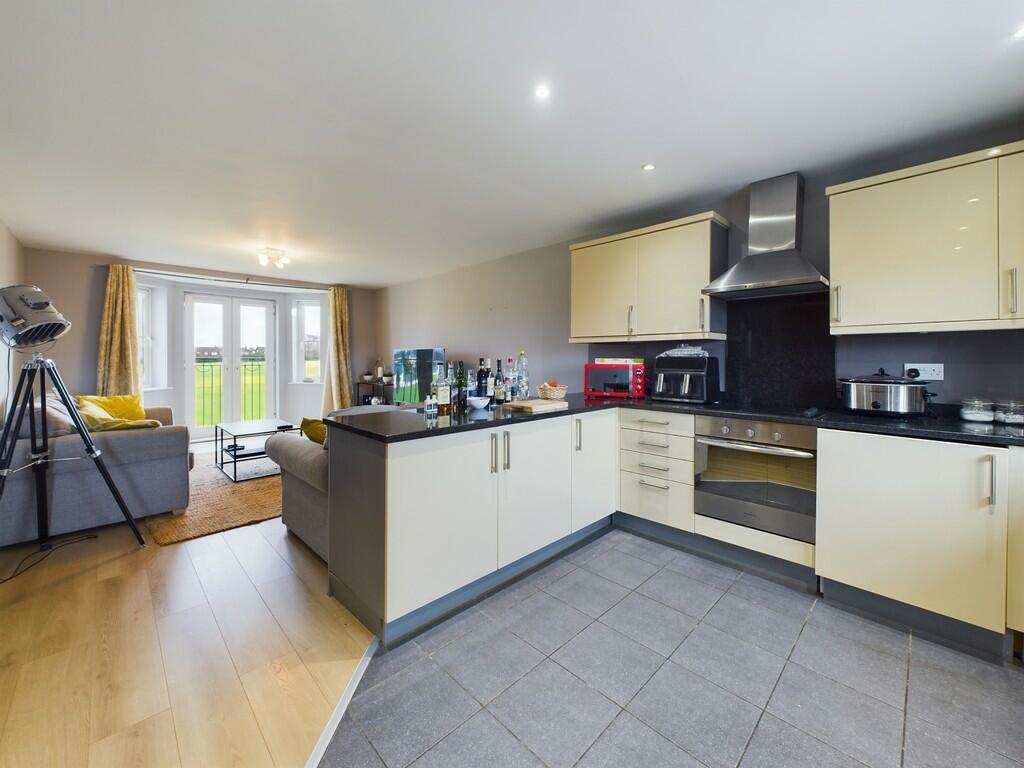 CAM02854G0-PR0284...